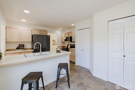 10898 Tulip Place NW Silverdale WA 98383