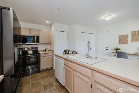 10898 Tulip Place NW Silverdale WA 98383