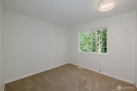 10898 Tulip Place NW Silverdale WA 98383