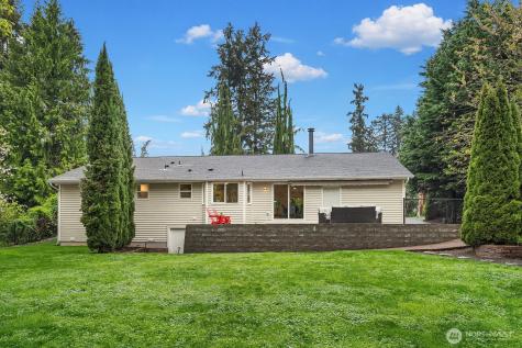 7547 NE 200th Street Kenmore WA 98028