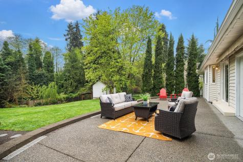 7547 NE 200th Street Kenmore WA 98028