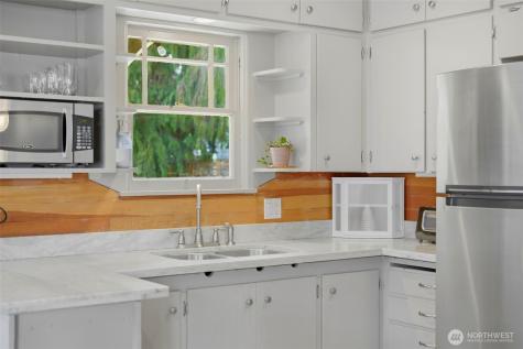 2320 S 12th Street Tacoma WA 98405
