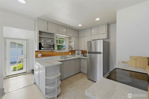 2320 S 12th Street Tacoma WA 98405