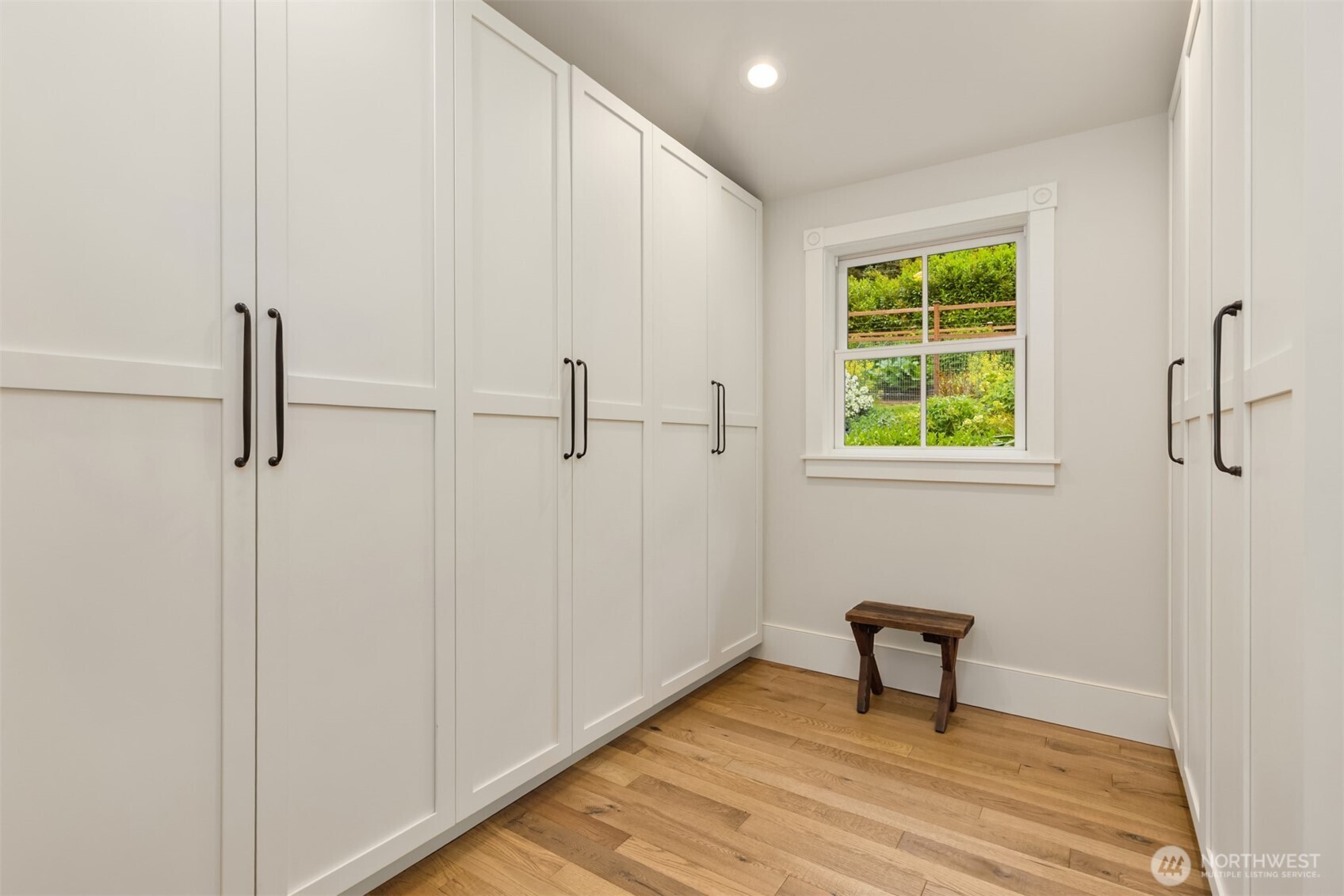 4080 Crystal Springs Drive NE Bainbridge Island WA 98110