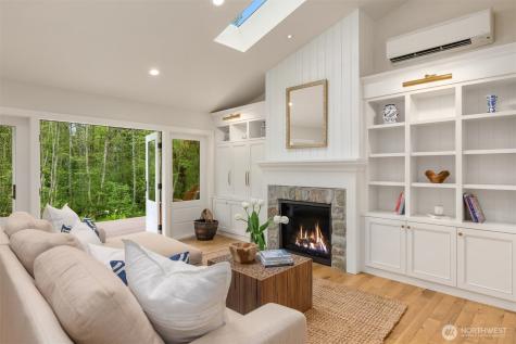 4080 Crystal Springs Drive NE Bainbridge Island WA 98110
