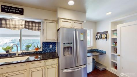 144 Montvu Drive Omak WA 98841