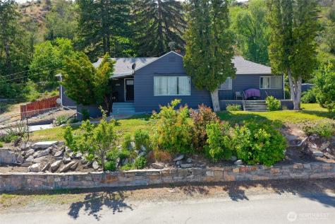 144 Montvu Drive Omak WA 98841
