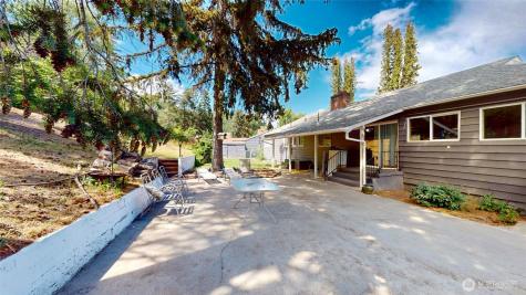 144 Montvu Drive Omak WA 98841
