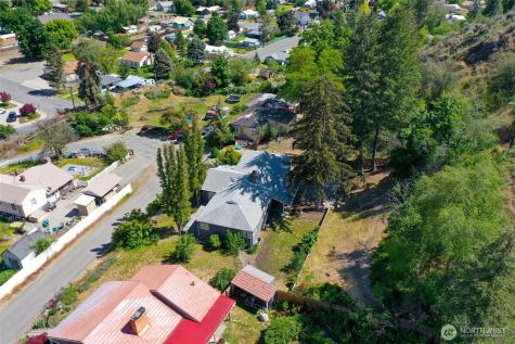 144 Montvu Drive Omak WA 98841