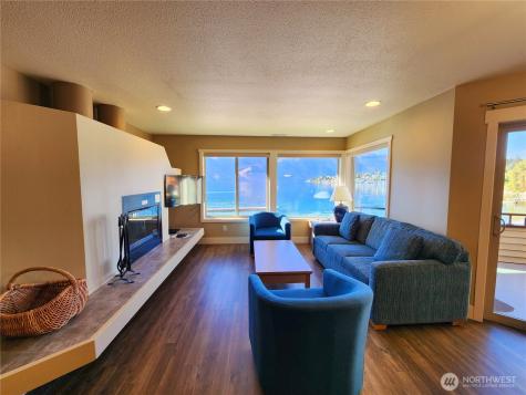 1 Lakeside 717-i Manson WA 98831