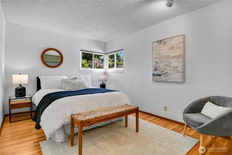 12727 Dayton Avenue N Seattle WA 98133