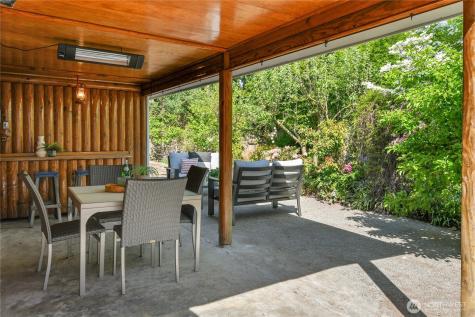 12727 Dayton Avenue N Seattle WA 98133