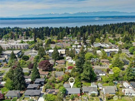 12727 Dayton Avenue N Seattle WA 98133