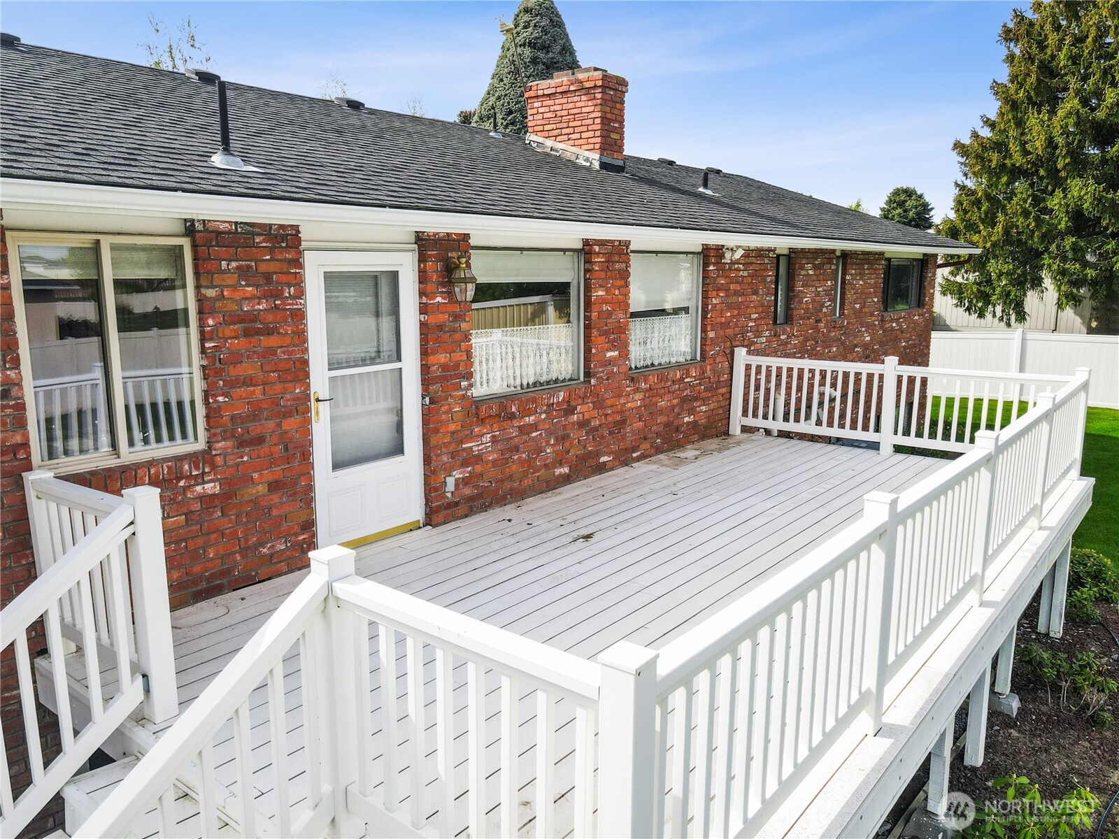 1665 E Fern Street Othello WA 99344