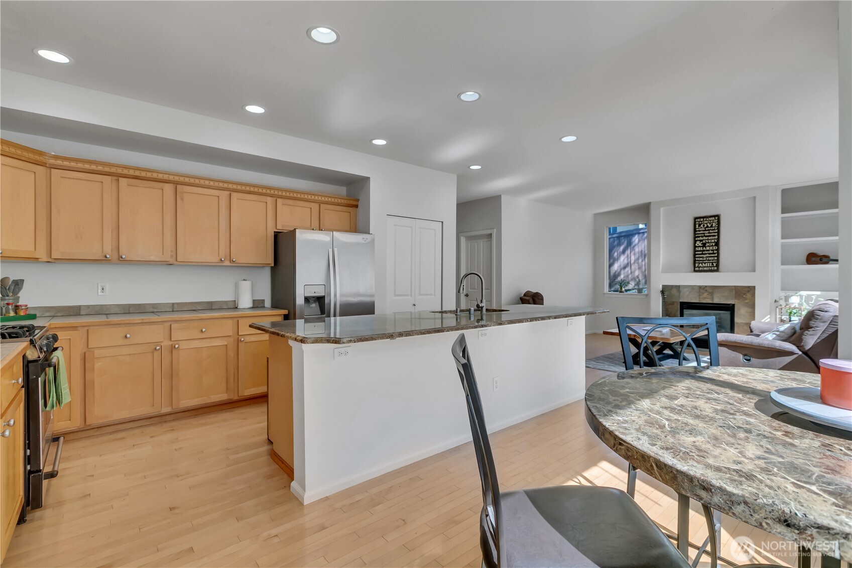 5702 Hazel Loop SE Auburn WA 98092