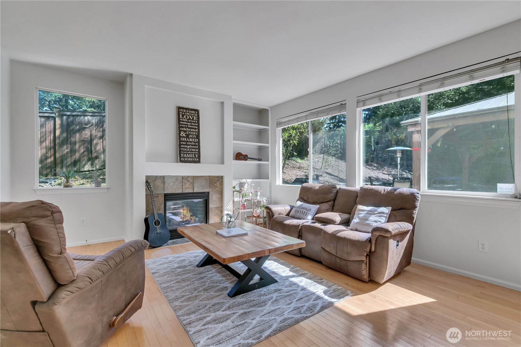 5702 Hazel Loop SE Auburn WA 98092