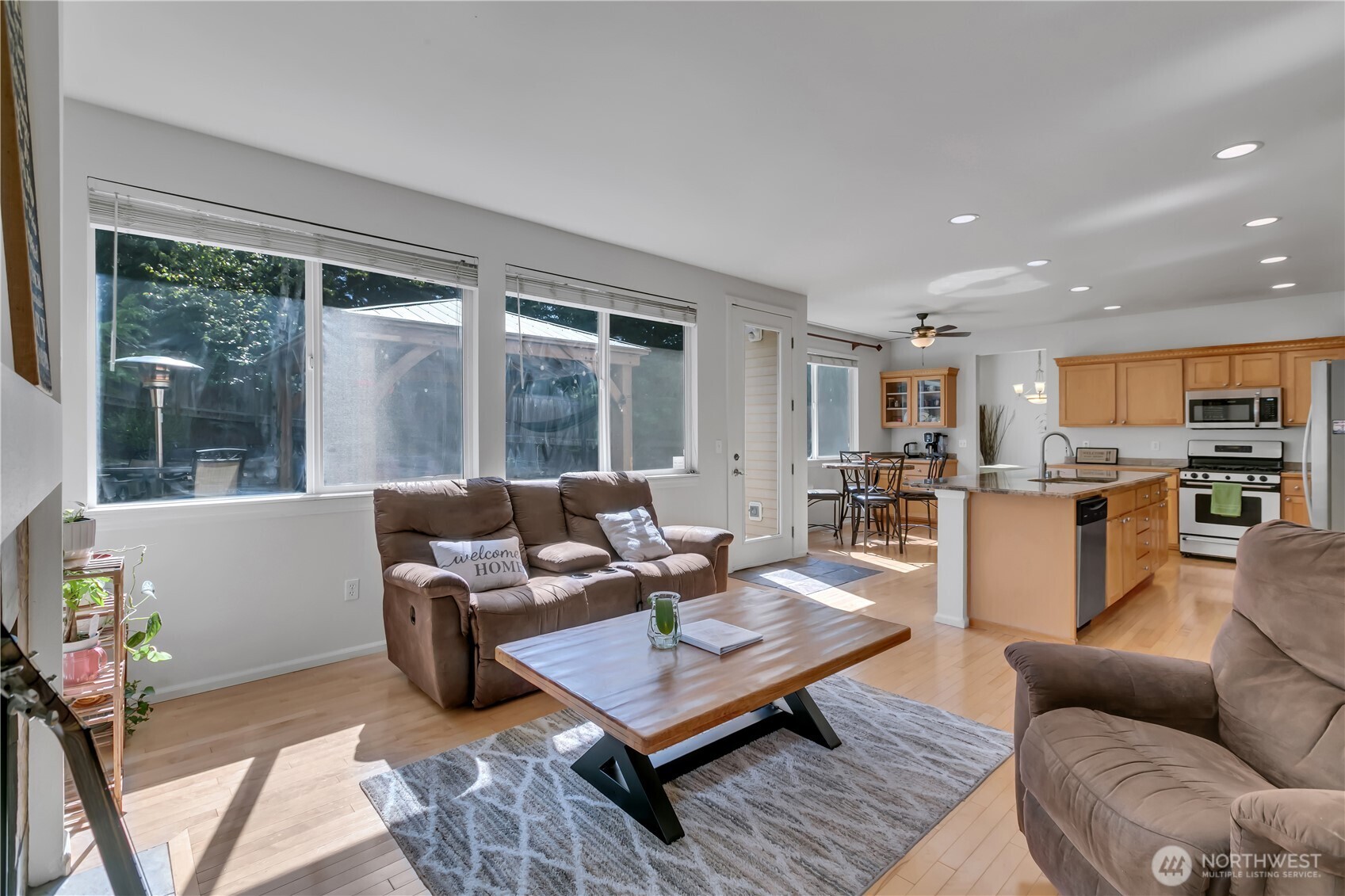 5702 Hazel Loop SE Auburn WA 98092