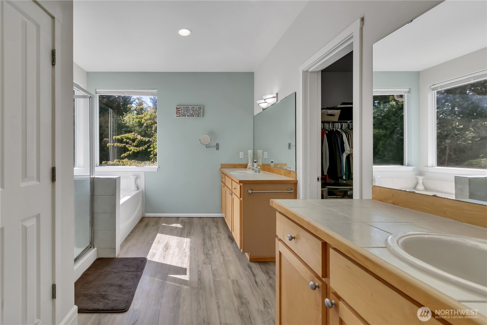 5702 Hazel Loop SE Auburn WA 98092