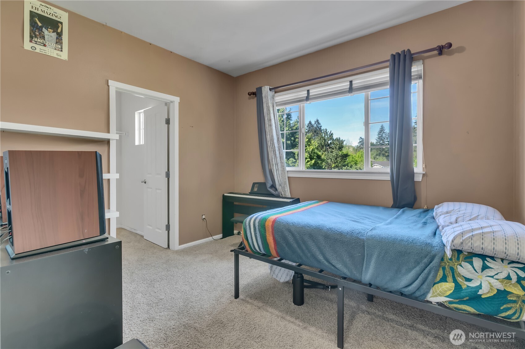5702 Hazel Loop SE Auburn WA 98092