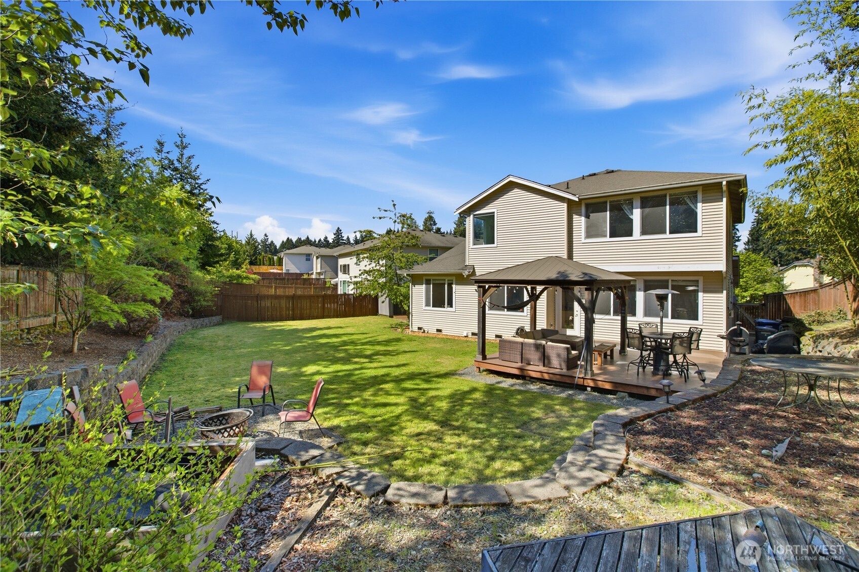 5702 Hazel Loop SE Auburn WA 98092