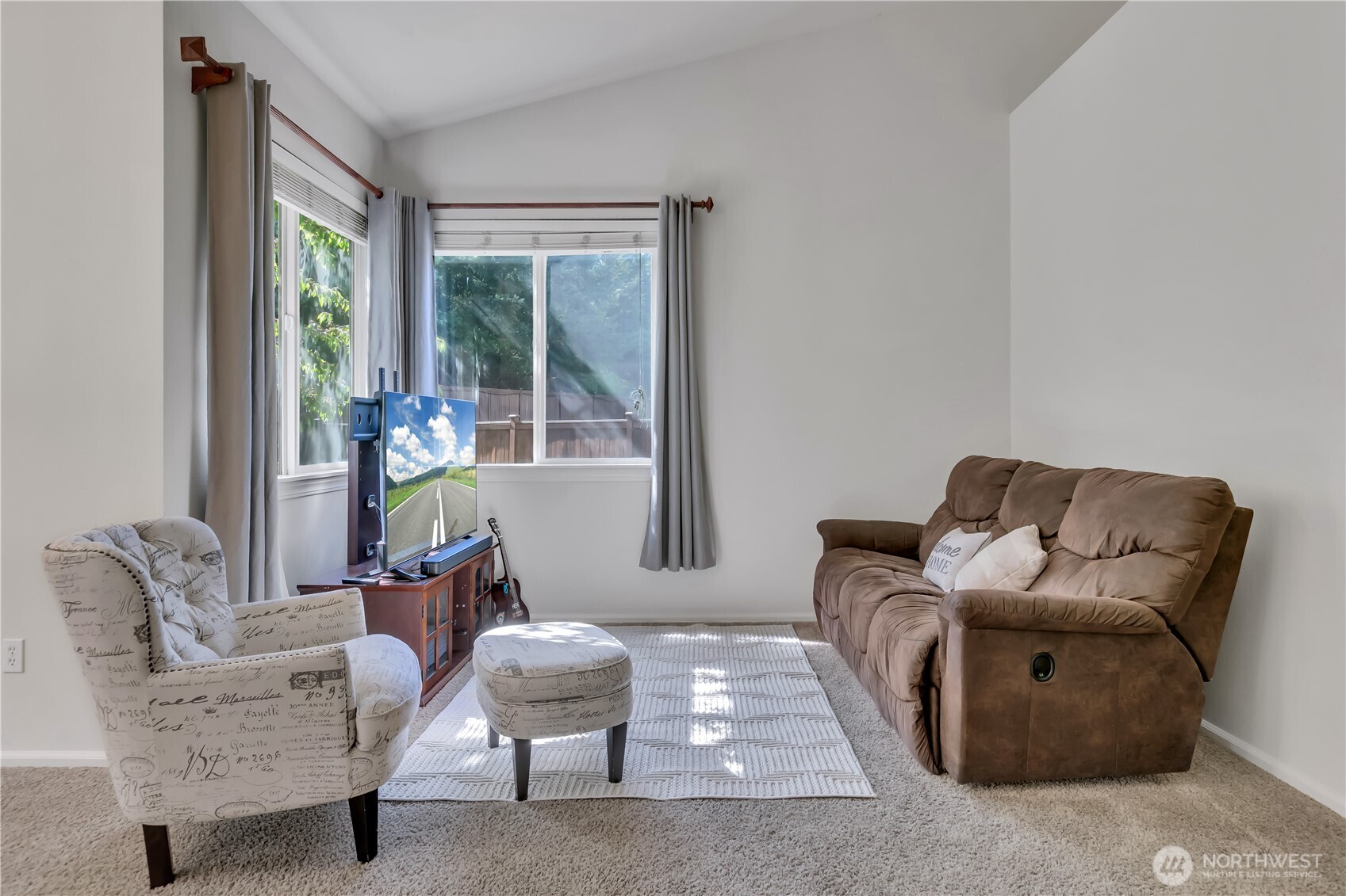 5702 Hazel Loop SE Auburn WA 98092
