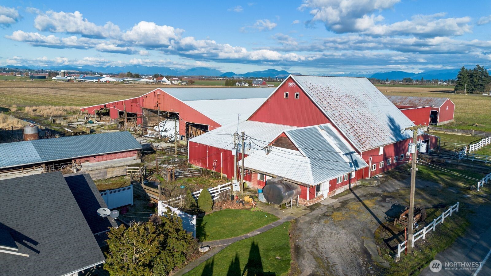 790 E Badger Road Lynden WA 98264