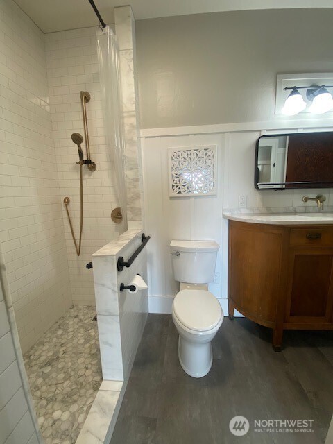 790 E Badger Road Lynden WA 98264