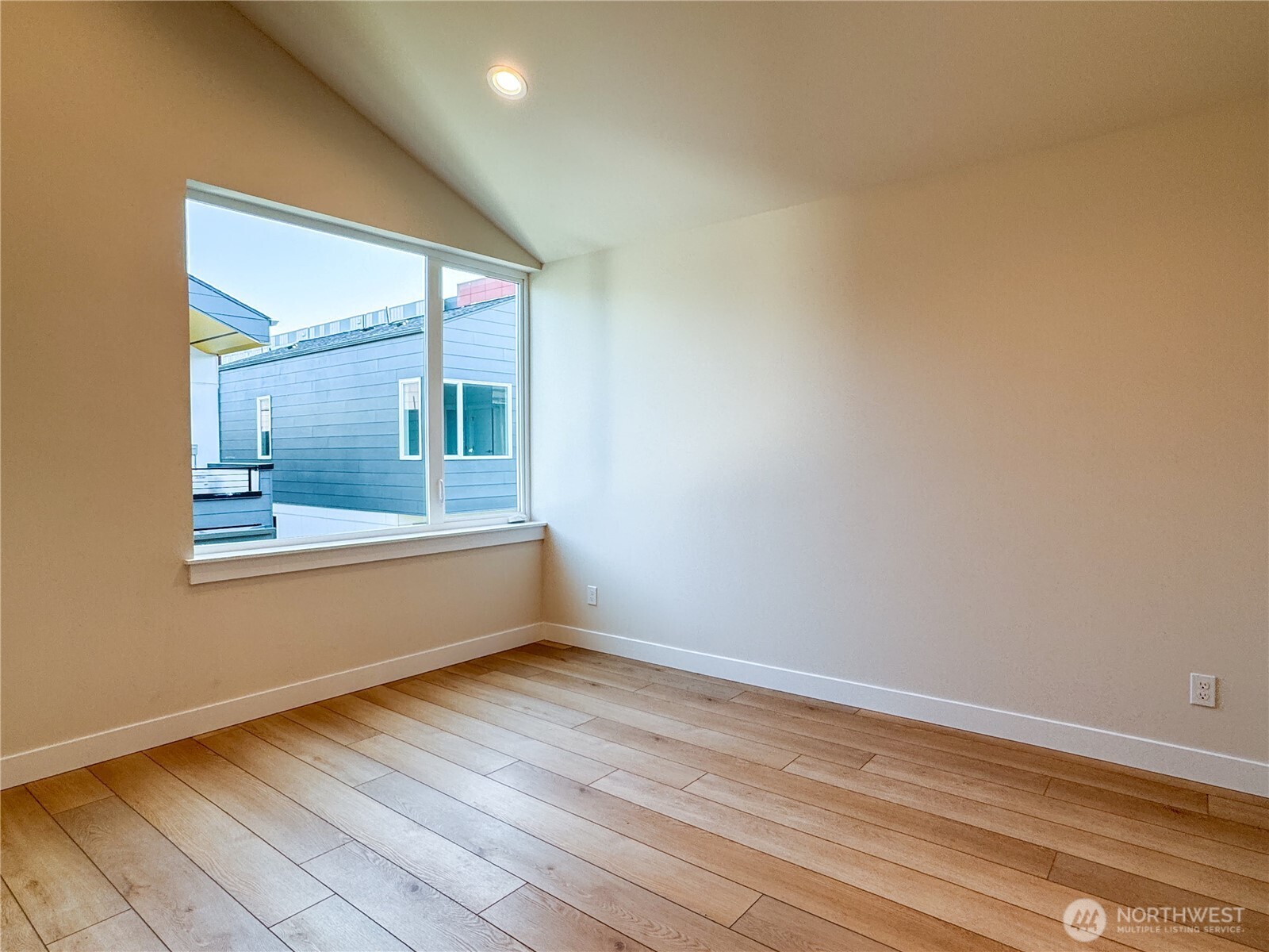 6909 42nd Avenue S Seattle WA 98118
