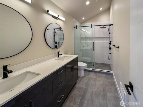 6909 42nd Avenue S Seattle WA 98118