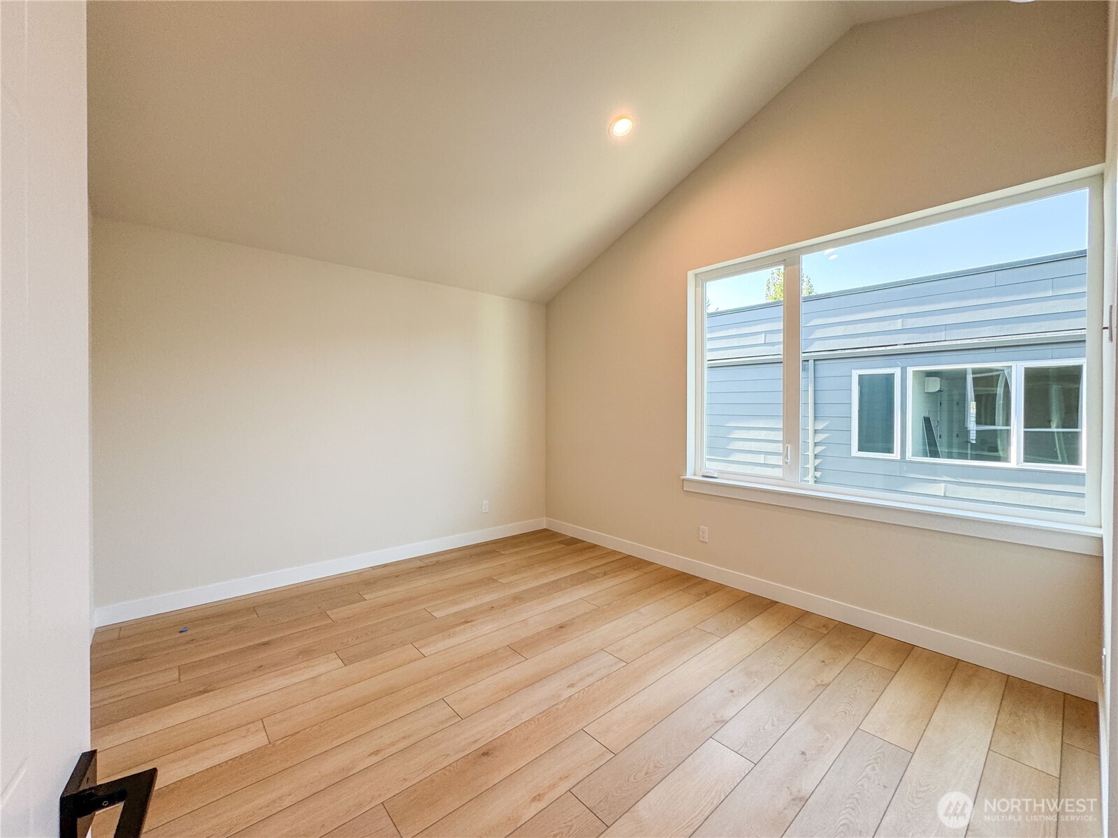 6909 42nd Avenue S Seattle WA 98118