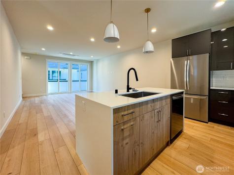 6909 42nd Avenue S Seattle WA 98118