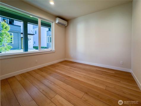 6909 42nd Avenue S Seattle WA 98118