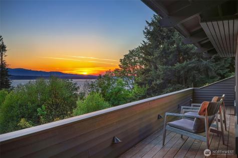 16720 15th Avenue NW Shoreline WA 98177