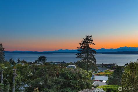 16720 15th Avenue NW Shoreline WA 98177
