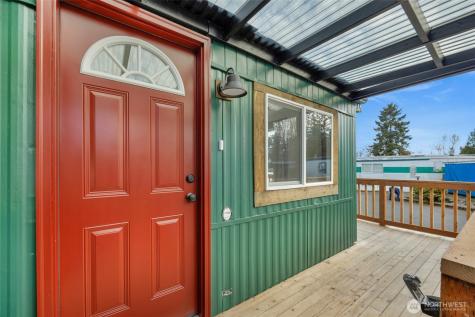14322 Admiralty Way Lynnwood WA 98087