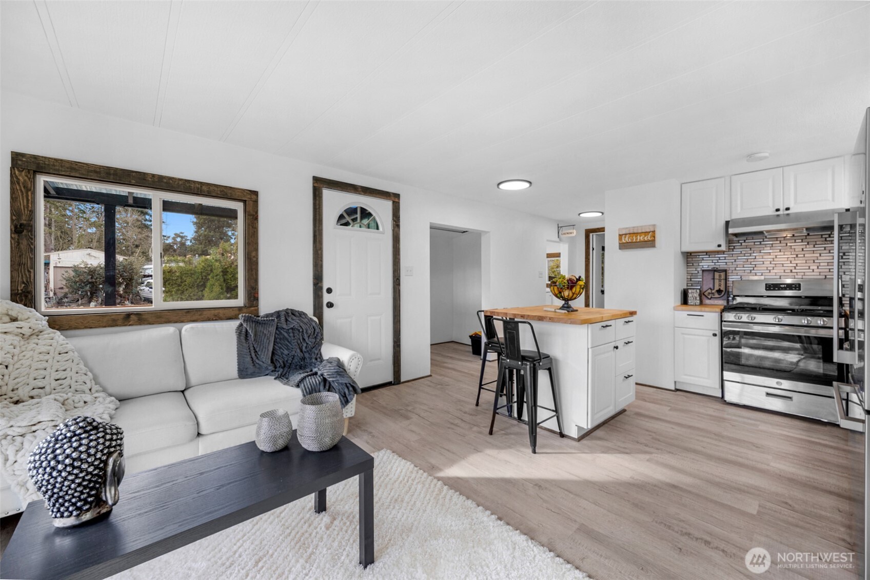 14322 Admiralty Way Lynnwood WA 98087