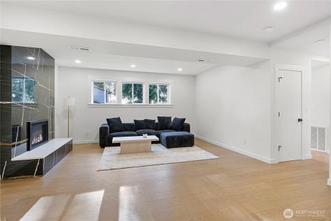 4215 228th Street SE Bothell WA 98021