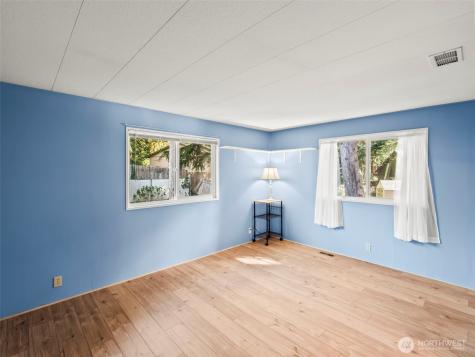 10414 Peacock Hill Avenue Gig Harbor WA 98332
