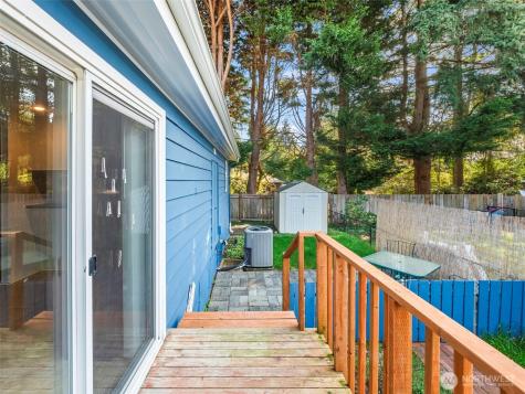 10414 Peacock Hill Avenue Gig Harbor WA 98332