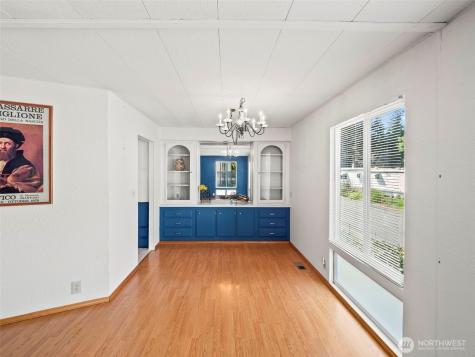 10414 Peacock Hill Avenue Gig Harbor WA 98332