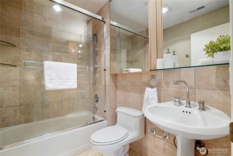 707 Harvest Road Bothell WA 98012