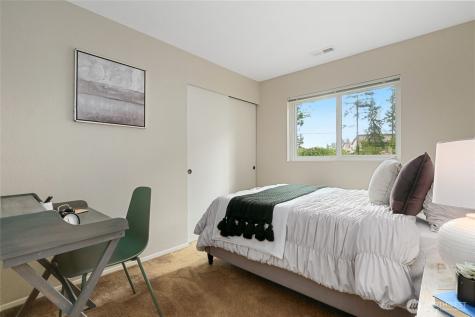 707 Harvest Road Bothell WA 98012