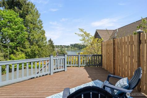 2490 Rocky Point Road NW Bremerton WA 98312