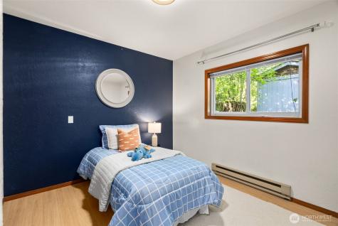 2490 Rocky Point Road NW Bremerton WA 98312
