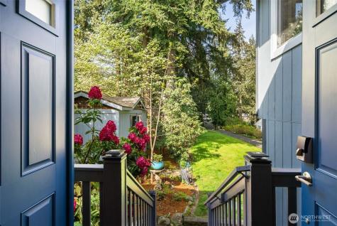 2490 Rocky Point Road NW Bremerton WA 98312