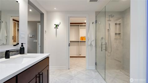 19308 224th Court NE Woodinville WA 98077