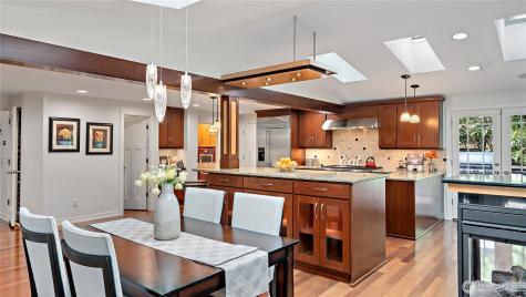 19308 224th Court NE Woodinville WA 98077