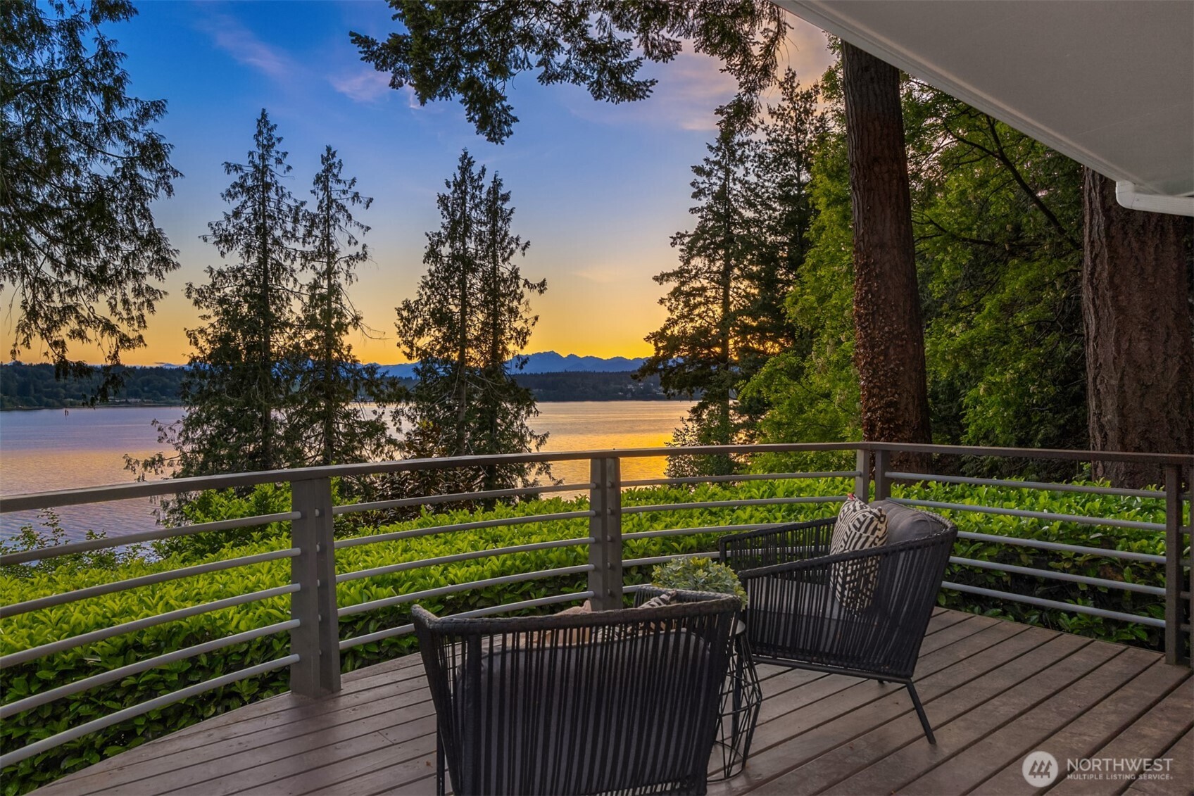 9453 Olympus Beach Road NE Bainbridge Island WA 98110