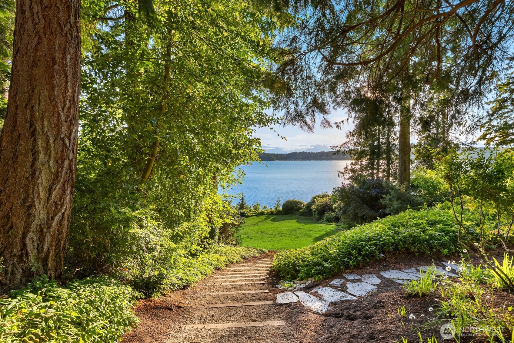 9453 Olympus Beach Road NE Bainbridge Island WA 98110