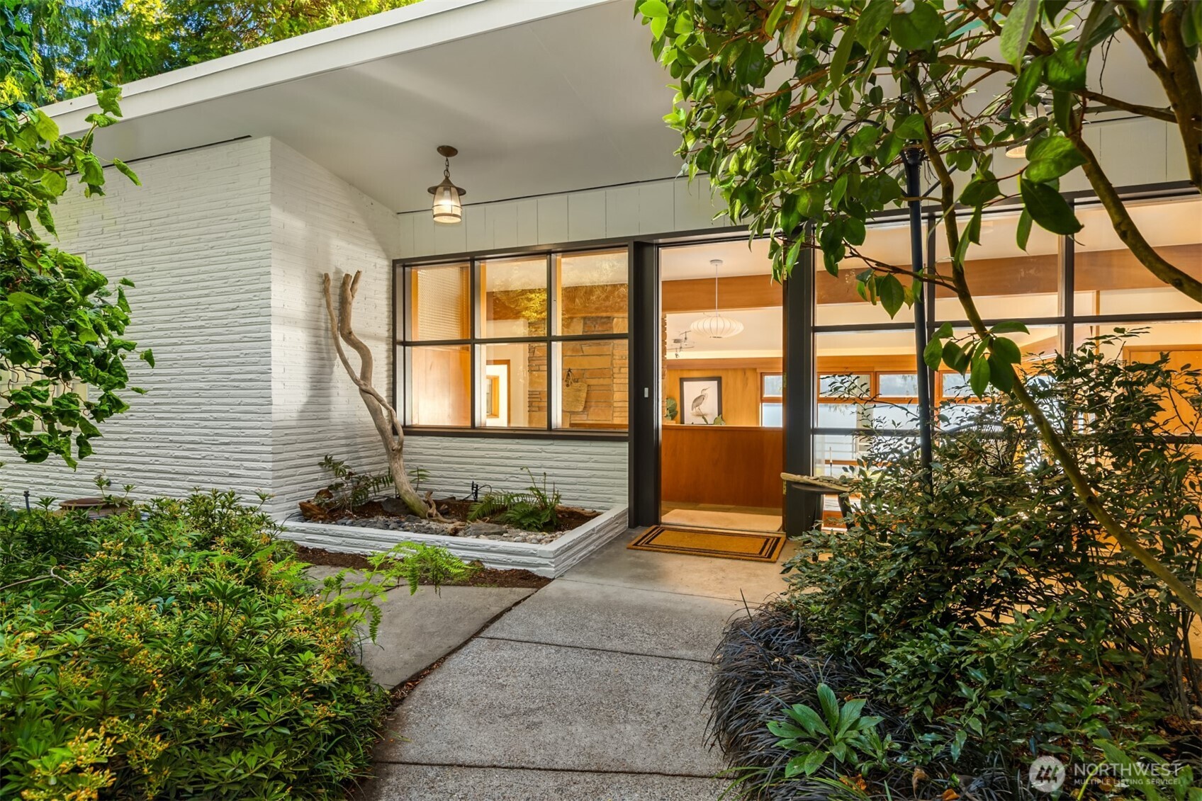 9453 Olympus Beach Road NE Bainbridge Island WA 98110